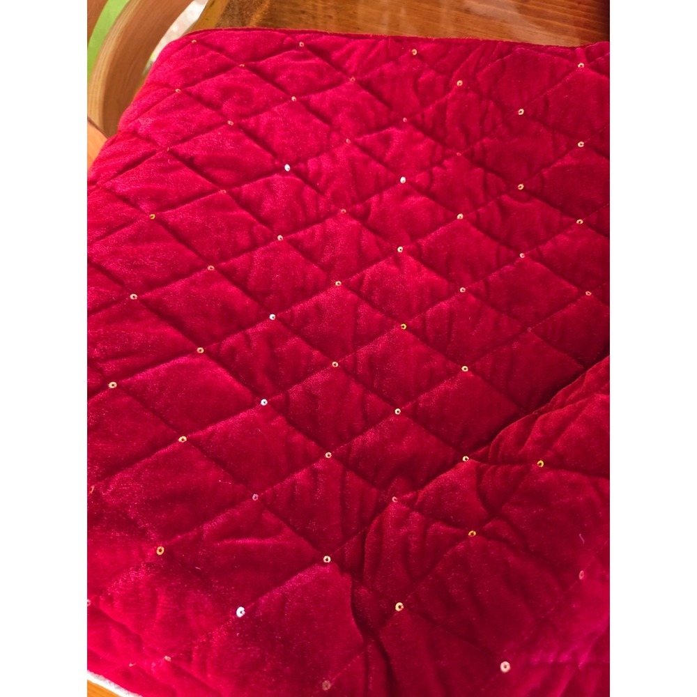 Red Velvet diamond Patterened quilted  Tree Skirt Gold Trim & Sequins Christmas